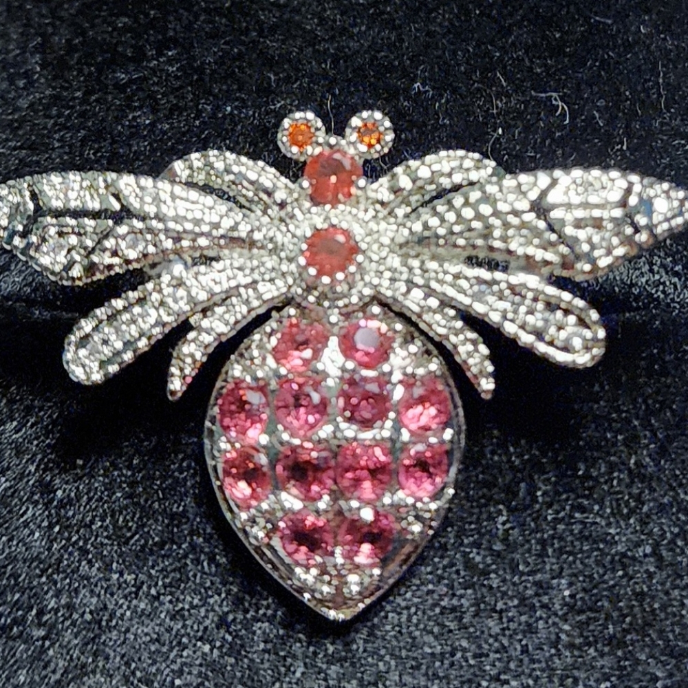 FUN 925 Sterling & Gemstone Flying Bug Pink Rhodolite Garnets (Size 9) Ring New